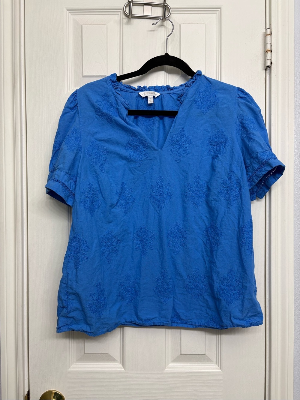 Crown & Ivy Blue Embroidered V-Neck Women’s Top